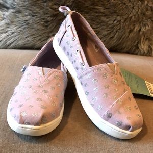 TOMS- Youth Bimini Shoes- Size 2- New